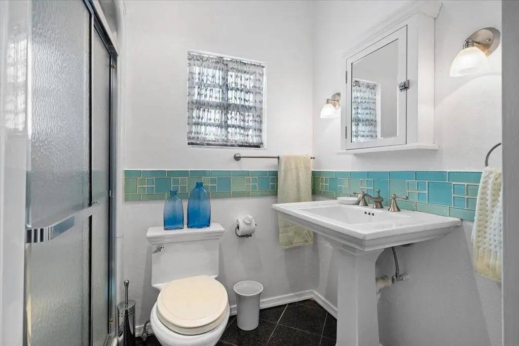 Квартира, 2497 м², 1 400 000$ — FAKTOR